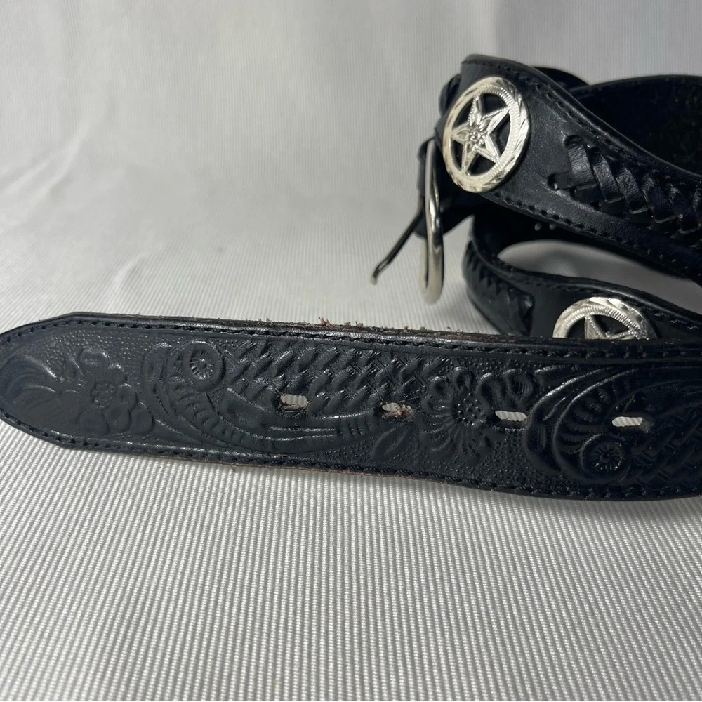 Silver Western Concho Cowboy Belt Black Tooled
Braided Leather Sz 44 - Picture 5 of 14